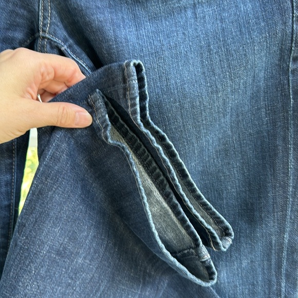 USA Hudson jeans, Beth midrise baby boot two button closure, size 29 - Picture 10 of 11